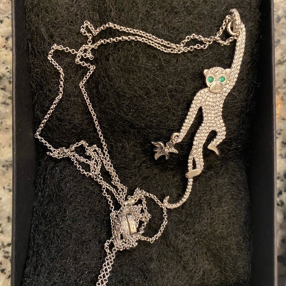 Necklace and earrings set